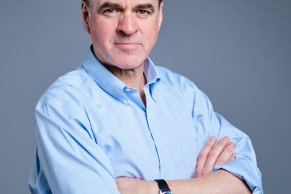 مؤرخ بريطاني: النظام الإيراني يؤمن بإمكانية تكرار "الهولوكوست"