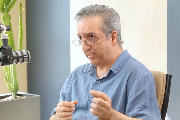 Detained economist had linked rise of Tehran ultra-hardliners to Khamenei