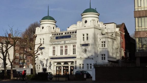 تایمز: دفتر خامنهای در لندن از دولت بریتانیا ۱۰۹ هزار پوند کمک گرفت