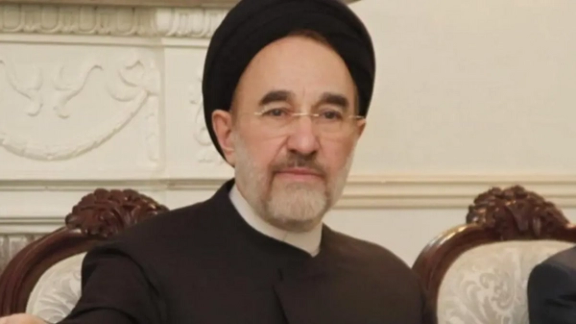 محمد خاتمی رییسجمهوری پیشین ایران، در پیامی به صورت تلویحی خواهان حضور در انتخابات شد