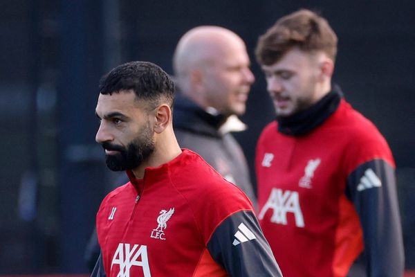 پایان جنجال با گفتوگوی رودررو: محمد صلاح در لیست لیورپول برای بازی با برایتون قرار گرفت