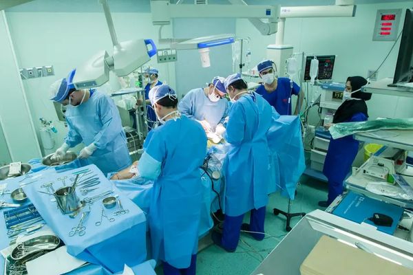 Iran Introduces New Islamic Dress Code For Hospitals