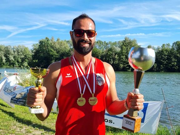 قهرمان قایقرانی آسیا: کاش میشد قیمت دلار، یورو و سکه را سرکوب کرد