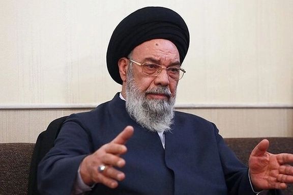 نماینده خامنهای در اصفهان: افرادی که رای بدهند به انقلاب و خامنهای رای دادهاند