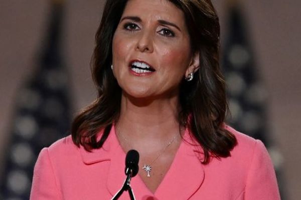 نيكي هيلي : على ترامب حسم ملف طهران قبل نهاية ولايته