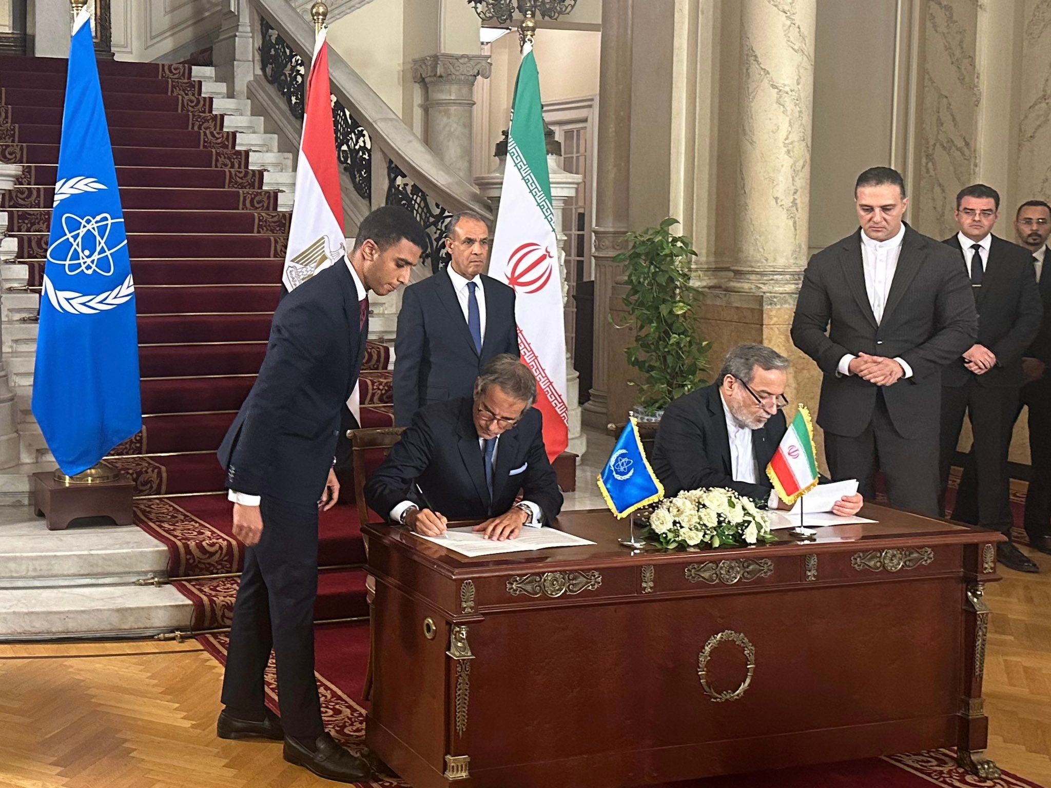 عباس عراقچی: در صورت فعال‌سازی مکانیسم ماشه، همکاری با آژانس پایان می‌یابد