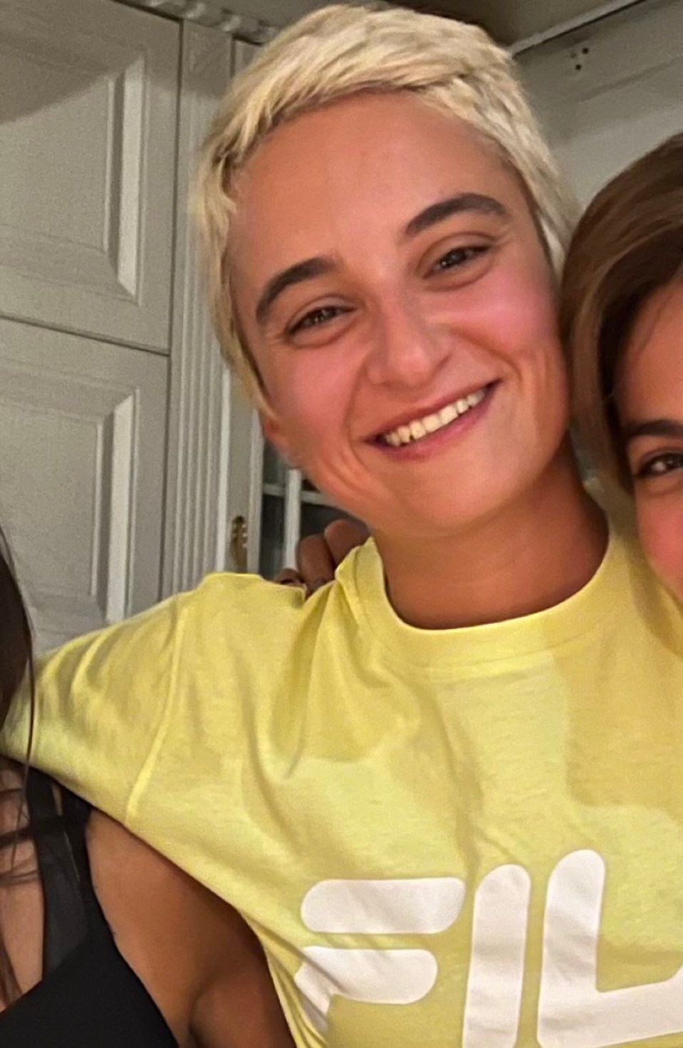 استمرار الغموض حول مصير طبيبة إيرانية بعد شهر من اعتقالها 