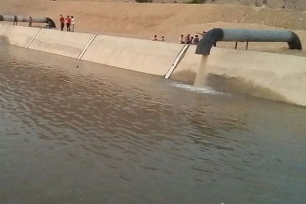 شهرستان شادگان و روستاهای اطرافش با مشکل شوری آب شرب حتی پس از تصفیه آب مواجهاند