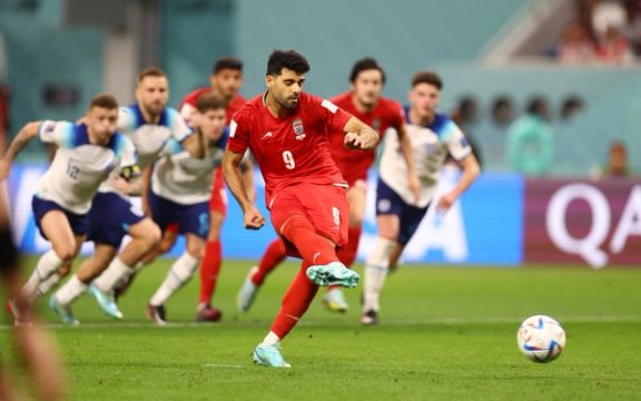 مهدی طارمی: من نه سیاسی هستم و نه میخواهم به سوالات شما پاسخ بدهم