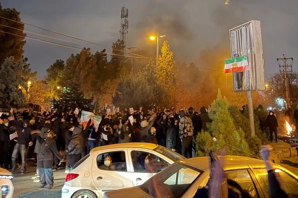 ساندیتایمز: احتمالا بیش از ۸ هزار معترض در سراسر ایران نابینا شدهاند