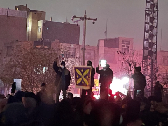 تصویری از تجمع مردم در کرج در روز ۱۸ دی