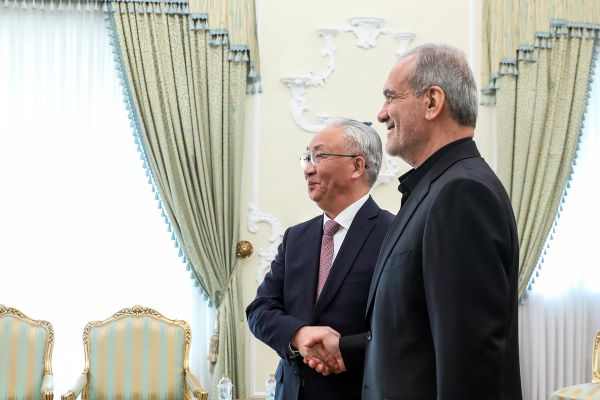 Iran says determined to boost ties with Russia, China to counter US