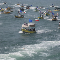 السفير البريطاني السابق في اليمن: حان وقت إغراق زوارق الحرس الثوري الإيراني