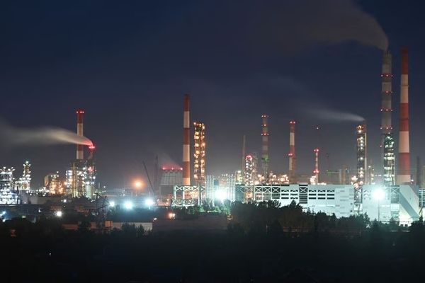 Russia Starts Sending Gasoline, Diesel To Iran