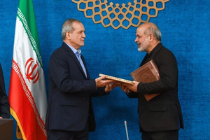 شکاف میان پزشکیان و وحیدی درباره مدیریت جنگ و پیامدهای اقتصادی آن شدت گرفته است