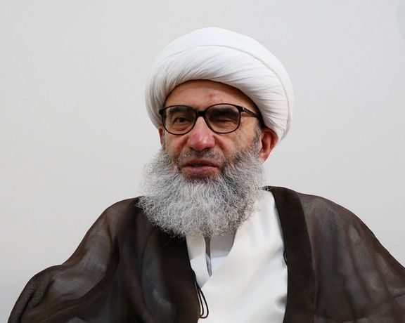 استاد حوزه علمیه قم: ملت ایران از شهادت گریزان نیستند