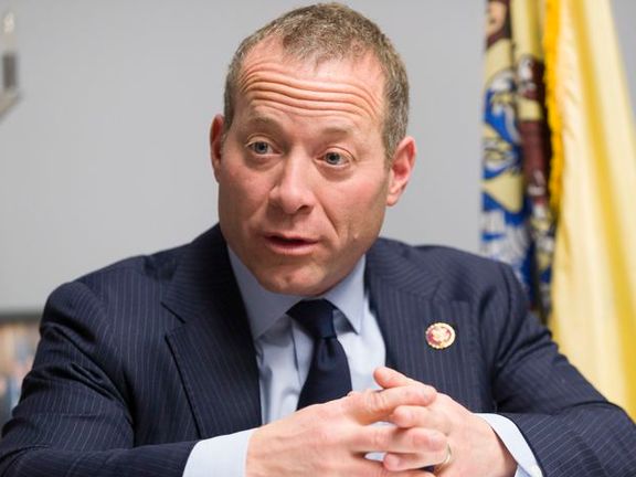 گوتیمر، عضو دموکرات کنگره: هر توافقی با ایران باید قویتر از توافق شکستخورده قبلی باشد