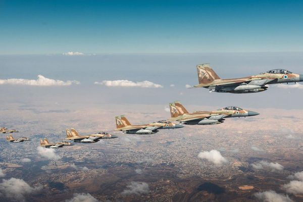 "إسرائيل هيوم": طهران ترفع مستوى التحدي وتستعد لمواجهة جديدة