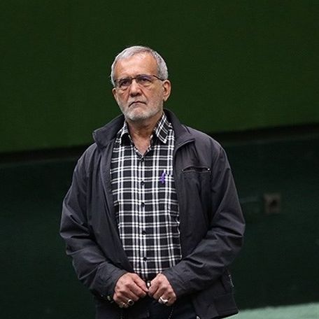 مسعود پزشکیان: بیانصافی است نماینده مجلس خانه ۱۵۰ متری هم نداشته باشد