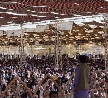 مولوی عبدالحمید ضمن اشاره به دیدار با نمایندگان خامنه‌ای: خون «شهدا» را معامله نمی‌کنیم