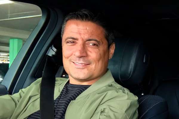 علیرضا فغانی: میبینم آن شکفتن شادی را، جشن بزرگ روز آزادی را