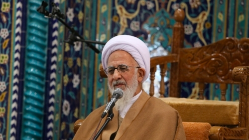 جوادی آملی: مشکلات اقتصادی نباید باعث بیاعتنایی به اصل انقلاب شود