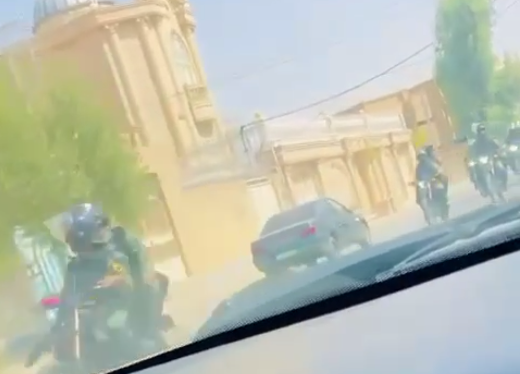 مردم زاهدان به رغم فضای امنیتی با سر دادن شعار علیه حکومت راهپیمایی کردند