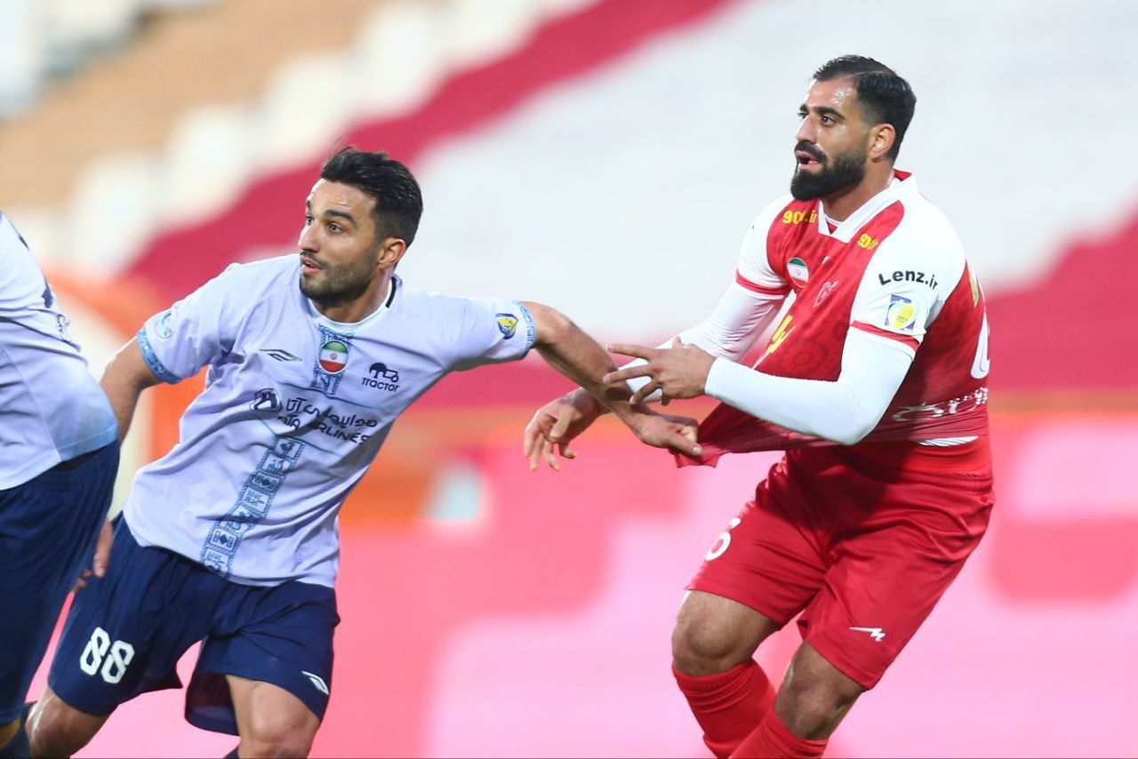 کنایه روزنامه سپاه به حکم کنعانی‌زادگان: حساب کار دست مربیان و بازیکنان می‌آید!