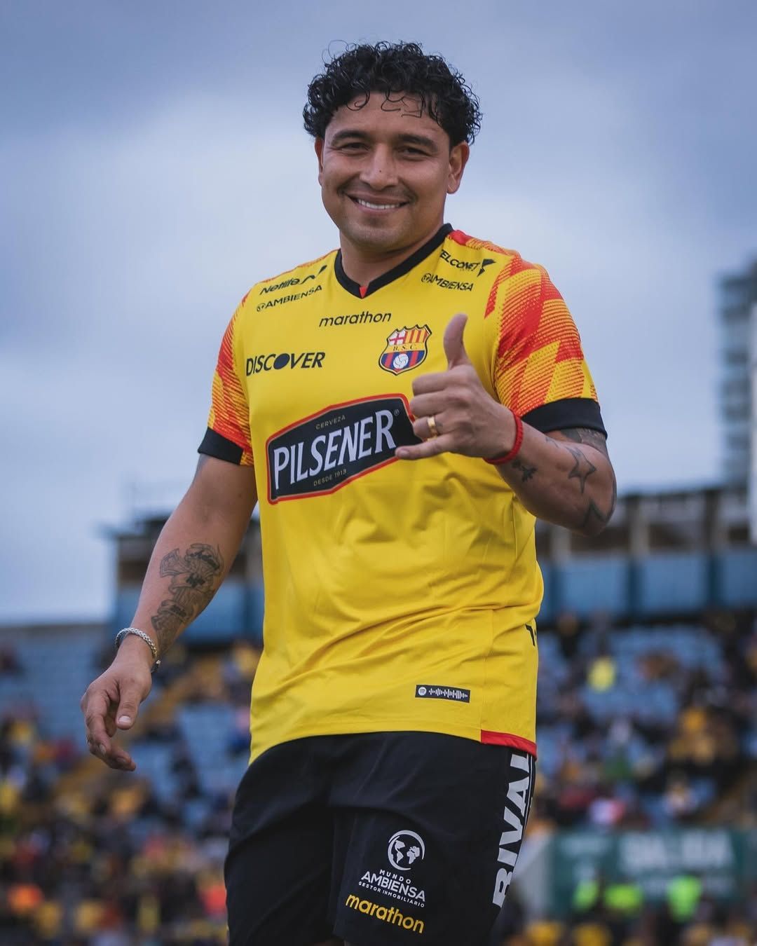 قتل ماریو پینیدا، بازیکن تیم فوتبال بارسلونا اس‌سی و همسرش مقابل یک قصابی در اکوادور