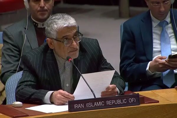 Iran Confirms Indirect Talks with US in Oman