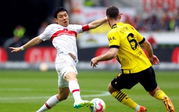 زوج فندایک از بوندسلیگا آمد؛ کاپیتان تیم ملی ژاپن به لیورپول پیوست