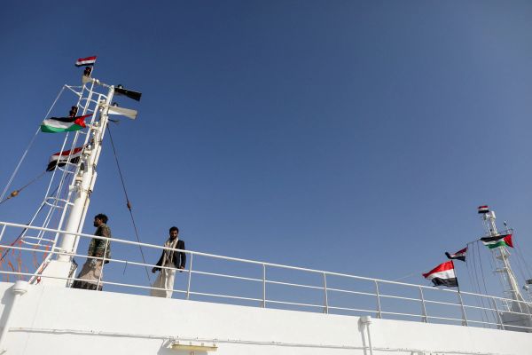 Houthis Issue Threat Against Any Naval Intervention In Red Sea