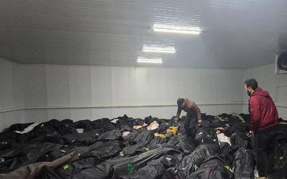 تلگراف کشتار ایرانیان را با کشتار ۳۳ هزار یهودی در ۲ روز بهدست نازیها مقایسه کرد