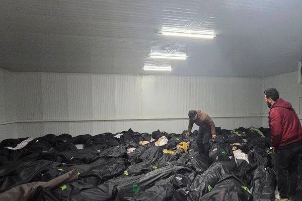 تلگراف کشتار ایرانیان را با کشتار ۳۳ هزار یهودی در ۲ روز بهدست نازیها مقایسه کرد