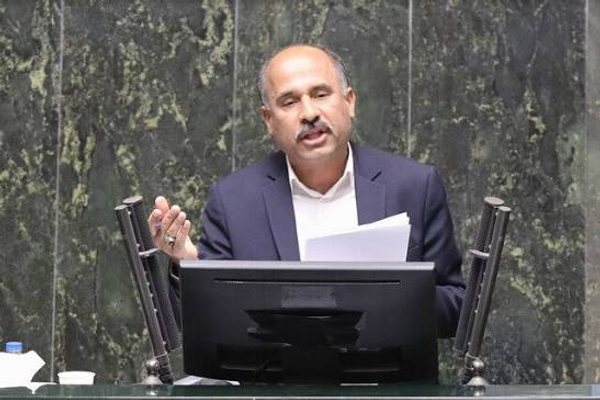برلماني إيراني: يجب أن ننتقم ونحصل على تعويضات في الوقت نفسه