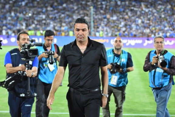 دو سال بعد از نساجی-استقلال؛ جواد نکونام در پرونده شکایت دو داور فوتبال تبرئه شد