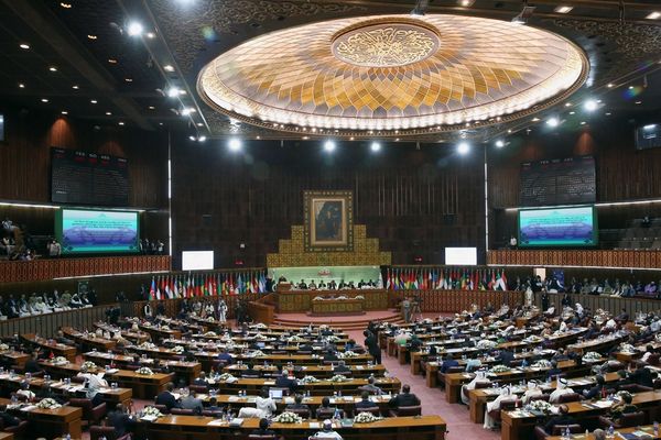 Iran Calls For OIC Emergency Meeting Amid Hamas-Israeli Conflict