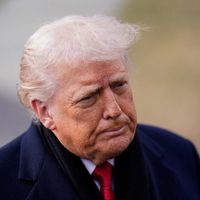 تحلیلگر آمریکایی: ترامپ در حال آمادهسازی گزینههای نظامی گسترده علیه جمهوری اسلامی است