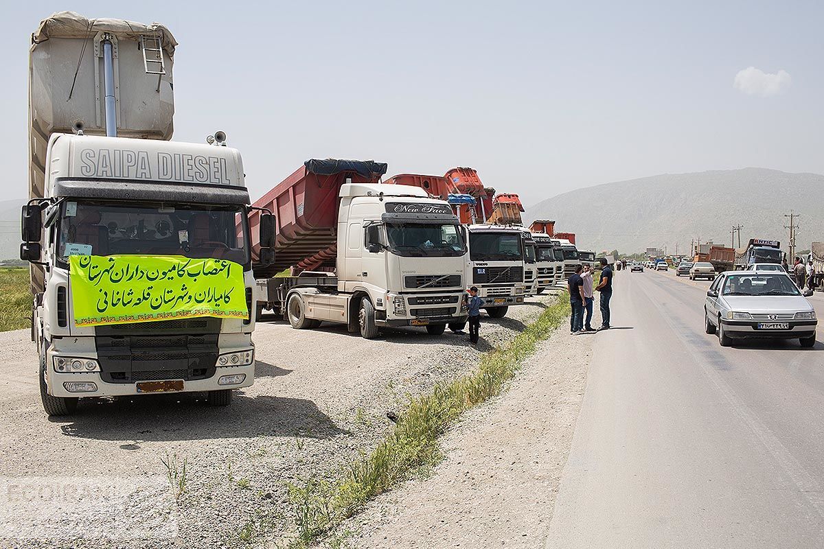 Dozens arrested as Iran truckers’ strike enters third week