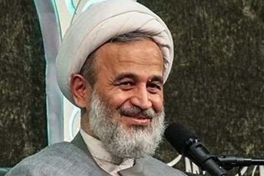 سخنران دفتر خامنهای: صد برابر قویتر از دموکراسی غربی را در دین داریم