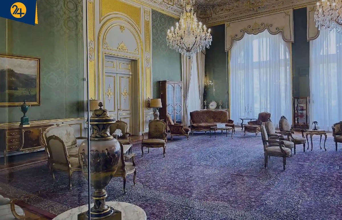 A room in Saadabad Palace 