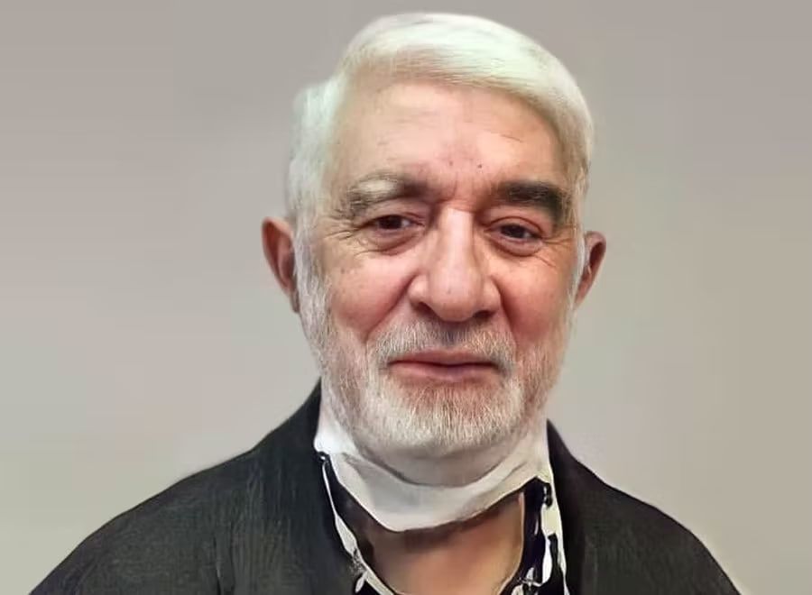 Opposition Figure In Iran Calls For Fundamental Change, New Constitution