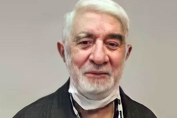 Prominent Political Prisoners Support Proposal For Constitutional Change