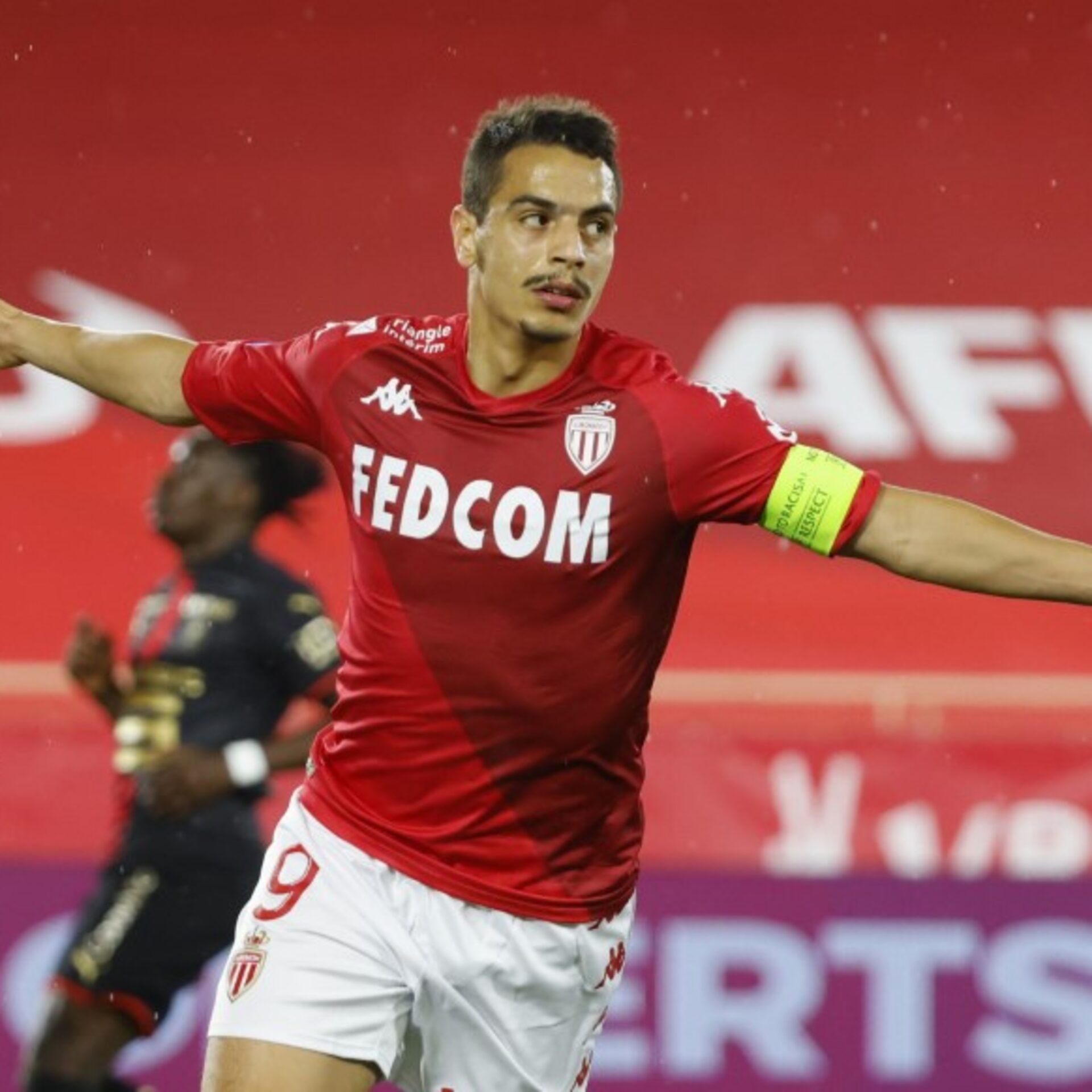 وسام بن‌یدر، کاپیتان پیشین موناکو و محکوم به آزار جنسی، در آستانه پیوستن به سپاهان