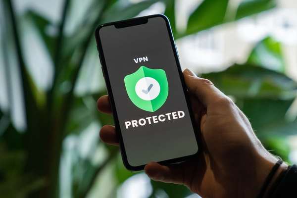 Iran Government To Ban “Unauthorized” Selling Of VPNs