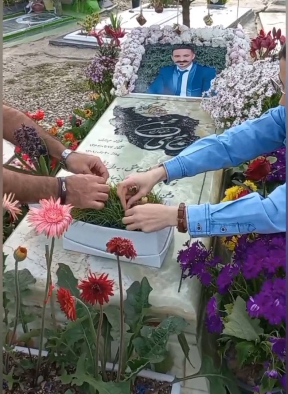 خانواده‌های دادخواه آیین باستانی سیزده‌به‌در را گرامی داشتند