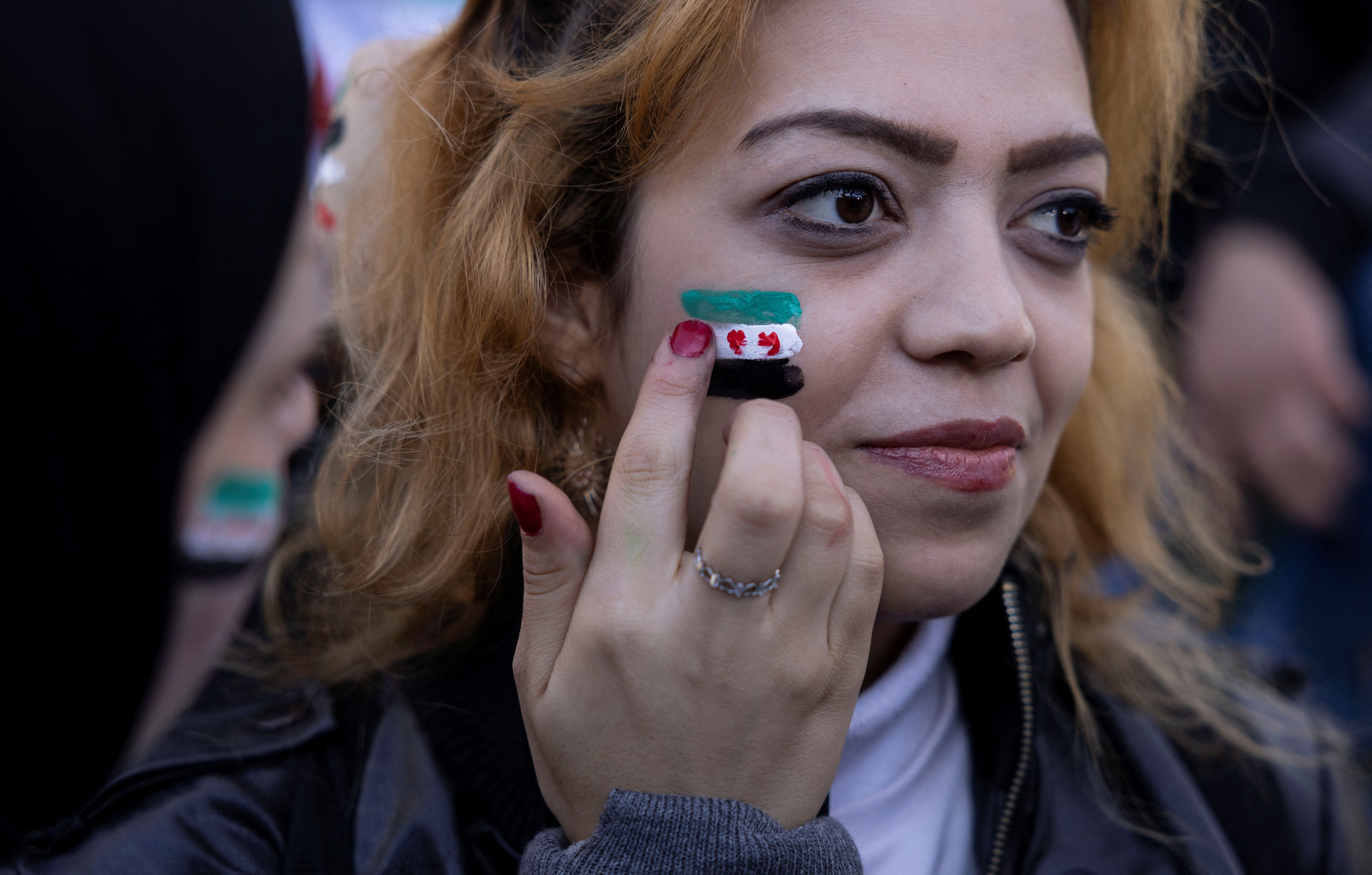 آلمان و اتریش روند بررسی درخواست پناهندگی سوری‌ها را تعلیق کردند