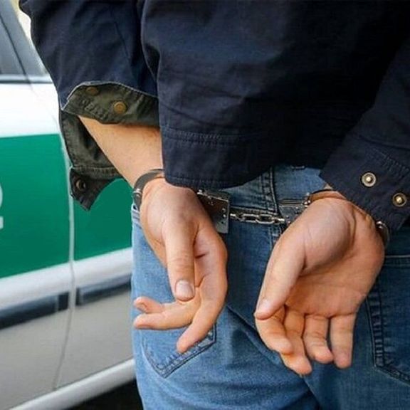 مردی با ورود به یکی از مدارس شهرستان کرج به صورت همسرش که ناظم آن مدرسه بود، اسید پاشید