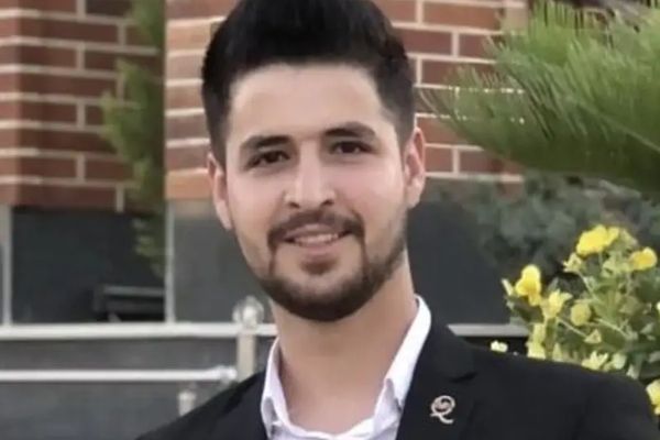 محامي أحد المتظاهرين المحكومين بالإعدام يحذر من إعدام موكله خلال الساعات القادمة