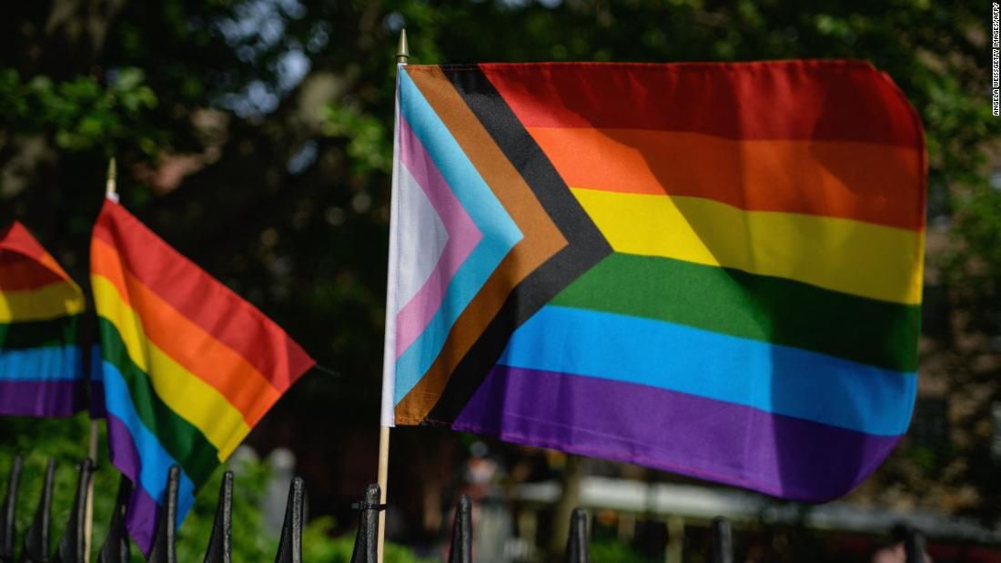 آمریکا در اواسط ماه آوریل گزینه جنسیت اکس را در گذرنامه شهروندان خود قید می‌کند